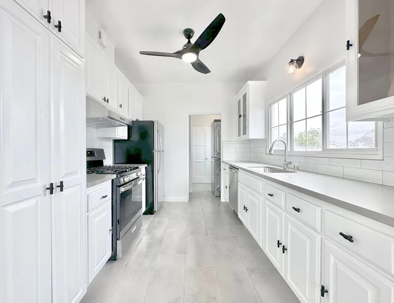 2 bed, 1250 sqft, $3,600 — Photo 4
