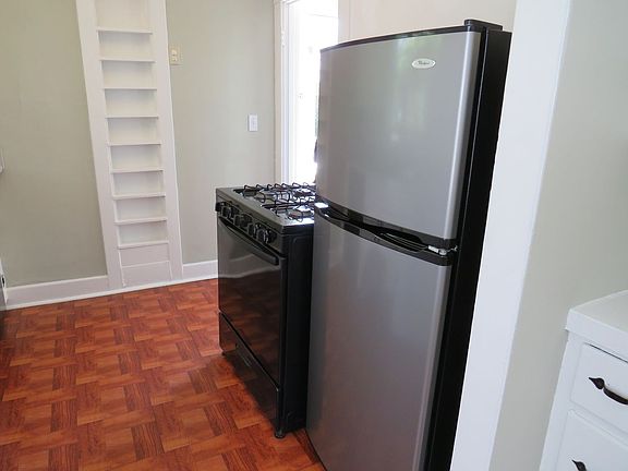 5th image of 2625 Lincoln Ave #2625