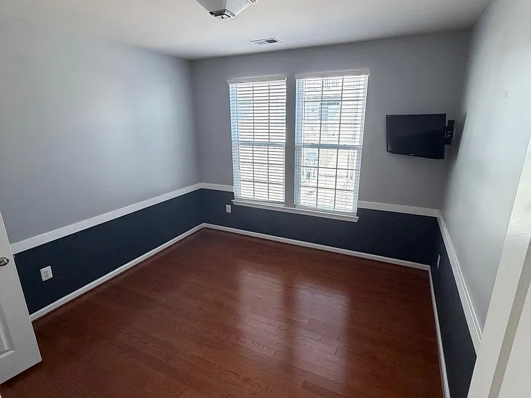 910 Hall Station Dr #106 — Photo 8