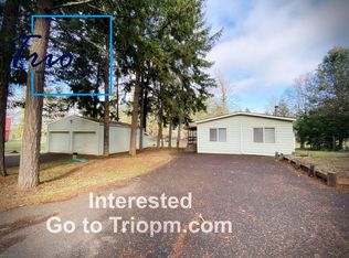 25805 Parker Ln, Veneta, OR 97487