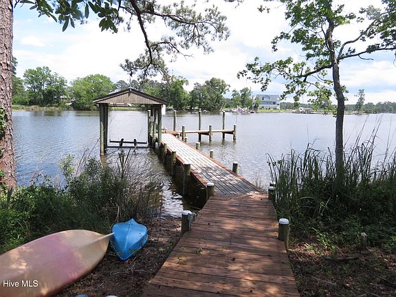 4th image of 368 Winding Creek Drive
