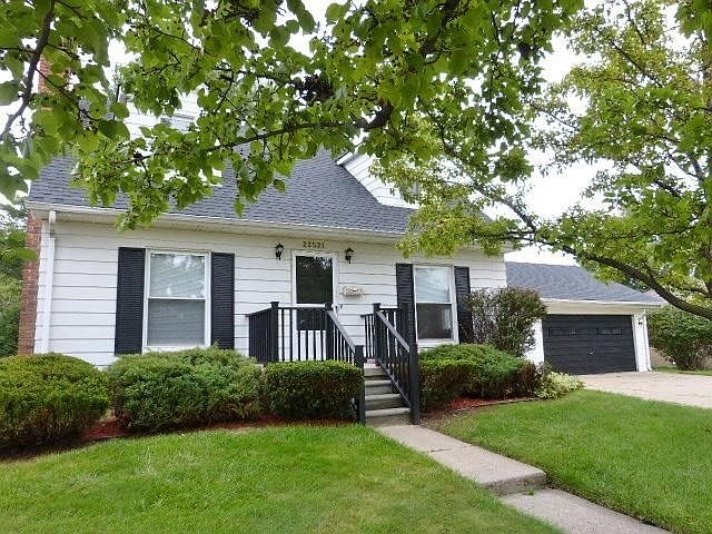 1st image of 22521 Visnaw St