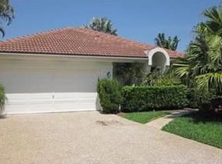 10602 Crystal Lake Dr, Boca Raton, FL 33428