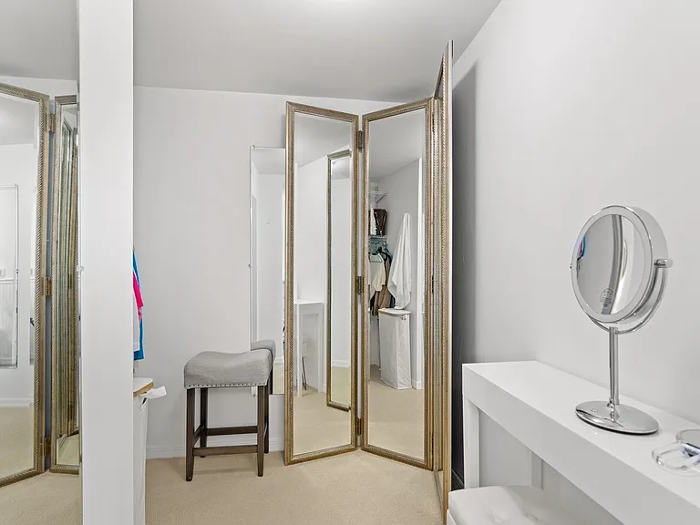 4141 Ocean Dr #401 — Photo 18