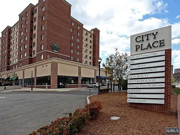 4th image of 1103 City Pl #1103