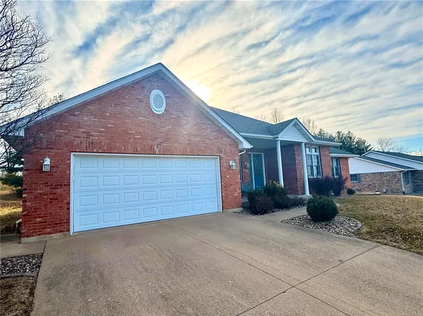 536 Rosewood Dr, Hannibal, MO 63401