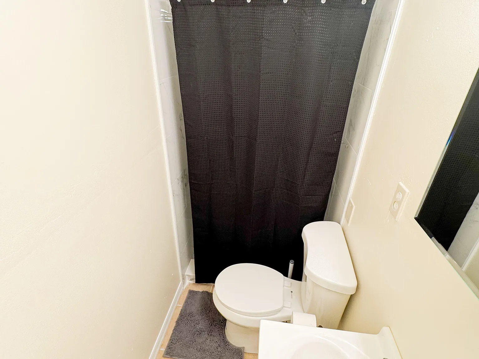 4 bed, 2.0 bath, 1100 sqft, $815 — Photo 4