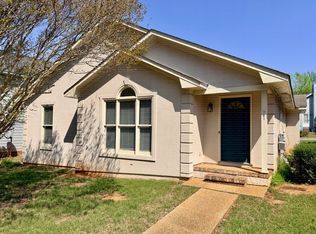 701 Robins Nest Ct, Columbus, GA 31909