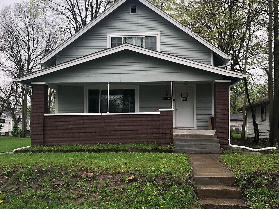 1st image of 2345 N Dearborn St