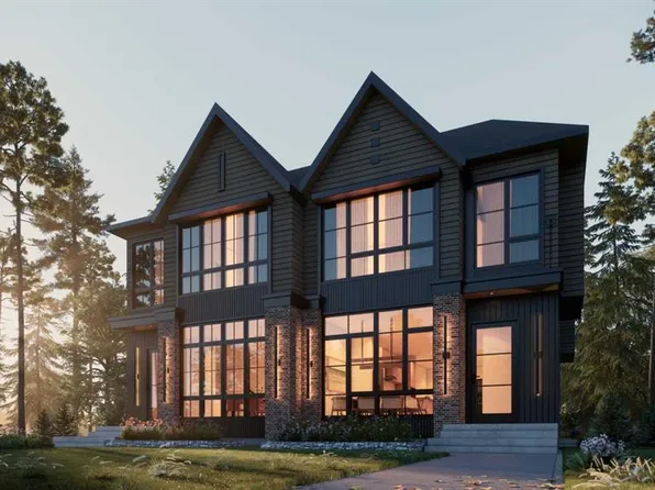 2747 E Grant Cres SW, Calgary, AB T3E 4K9