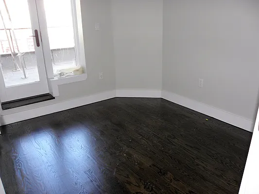 Rented by Lilia Anastasiadis, LREB | media 62