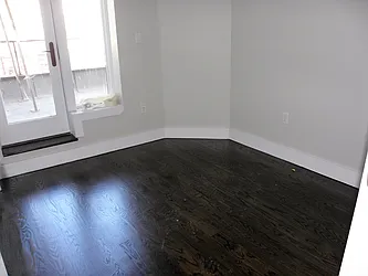 Rented by Lilia Anastasiadis, LREB