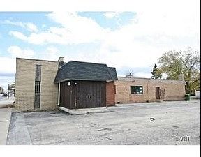 1st image of 2701 W 87th St