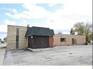 2701 W 87th St, Evergreen Park, IL 60805