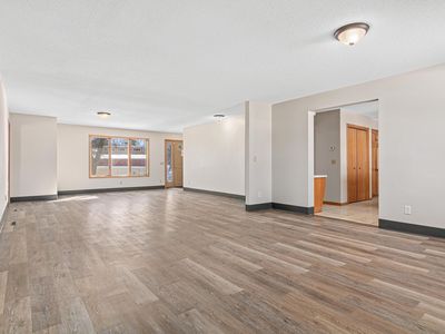849 Dodd Rd, West Saint Paul, MN, 55118