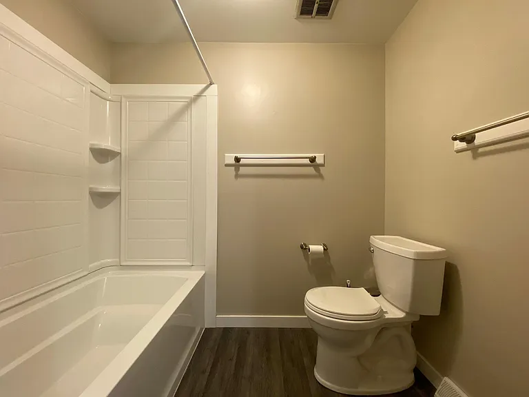 41 Bailey Ave — Photo 11