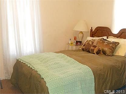 5th image of 2383 Eagle Glen Ct