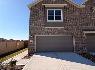 2226 Salinas Dr, Rosharon, TX 77583