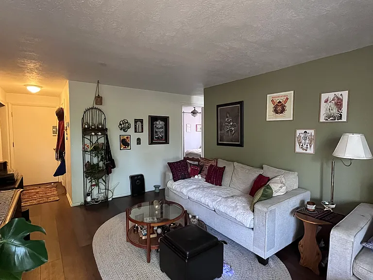 625 N Pennsylvania St — Photo 3