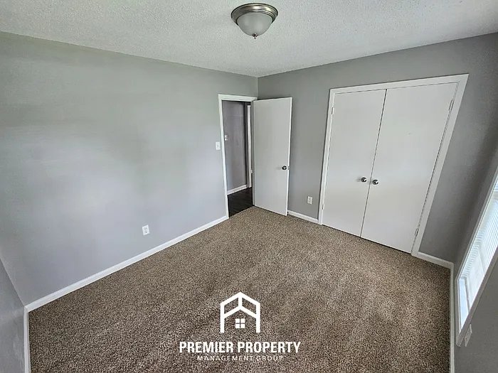 3475 Kirby Terrace Dr — Photo 13