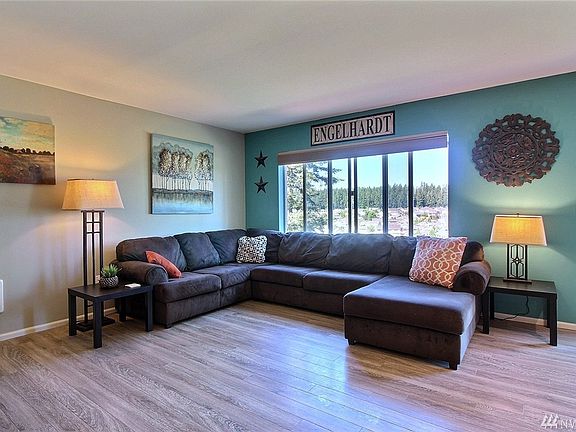 5th image of 18609 117th Avenue Ct E