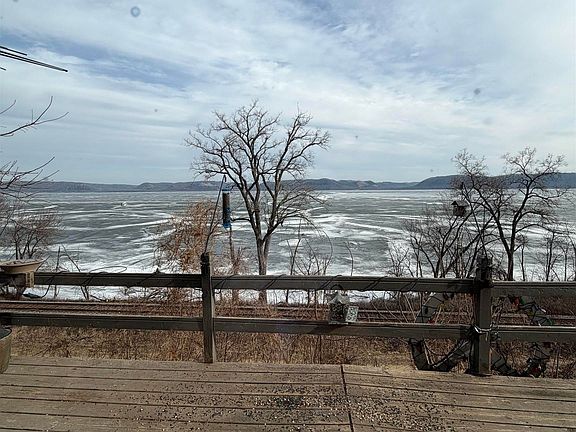 2nd image of 1632 River View Rd