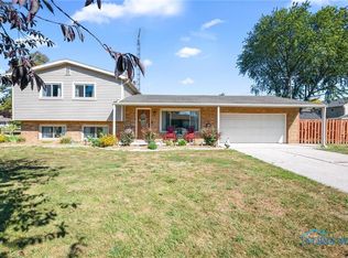 5204 Grosse Point Pkwy, Toledo, OH 43611