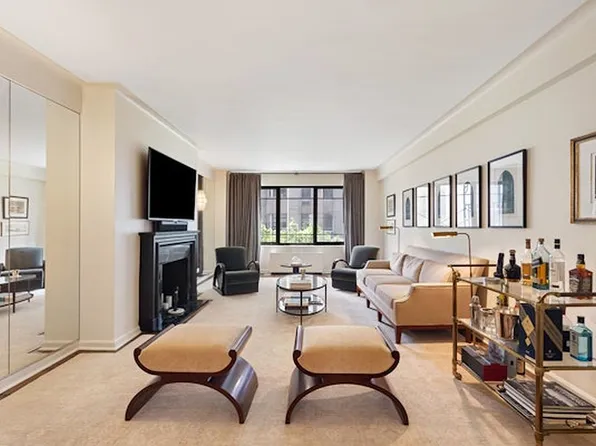 880 5th Ave APT 5H, Manhattan, NY 10021