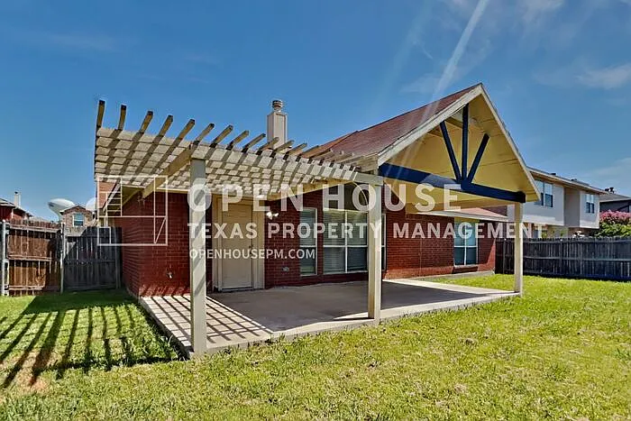 204 Quail Trail Ln — Photo 22