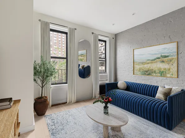 343 East 92nd Street image 2 of 7