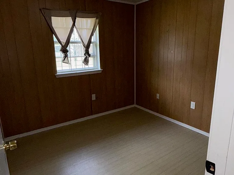 2322 Brock Pl S — Photo 10