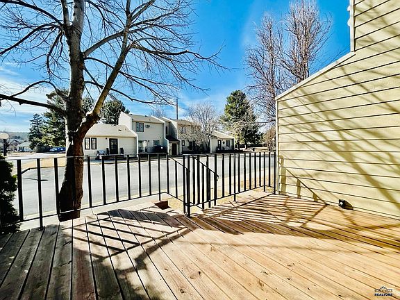 4th image of 225 S Canyon Rd APT 4B