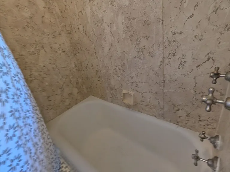 1130 S Lawrence St #1130 — Photo 12