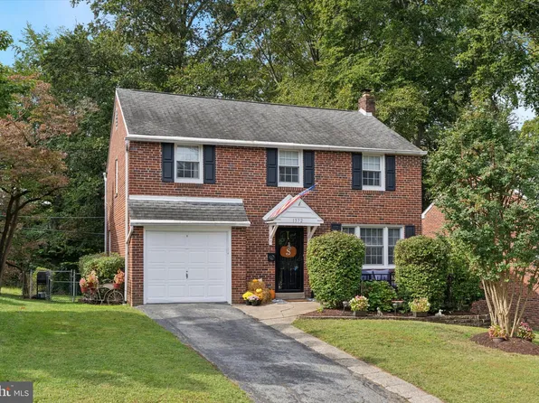 1372 Dermond Rd, Drexel Hill, PA 19026