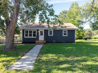 112 McLaughlin St, Buckner, MO 64016