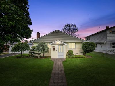 389 Argyle Road, East Meadow, NY, 11554