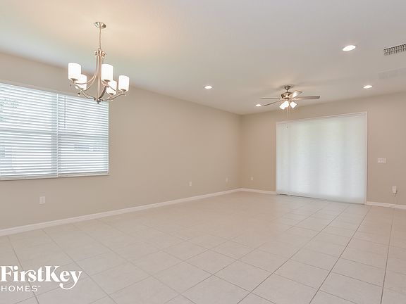 3rd image of 3336 Wolf Run Rd