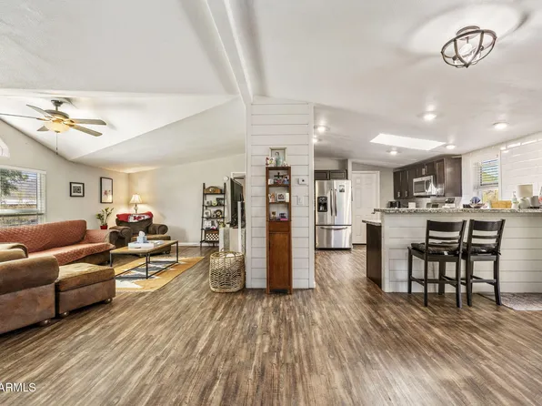 42027 N 3RD Street, Phoenix, AZ 85086