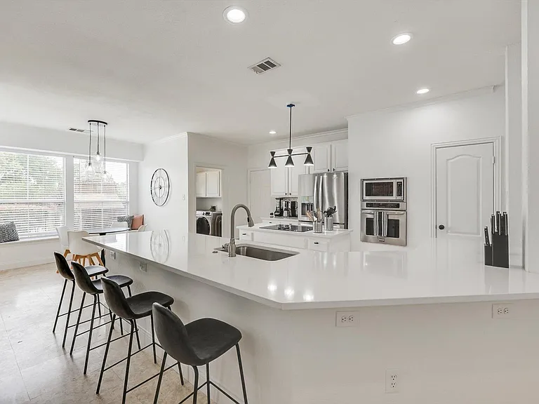 4205 Vista Creek Dr — Photo 15