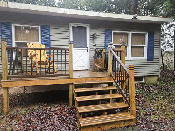9036 Woods Rd