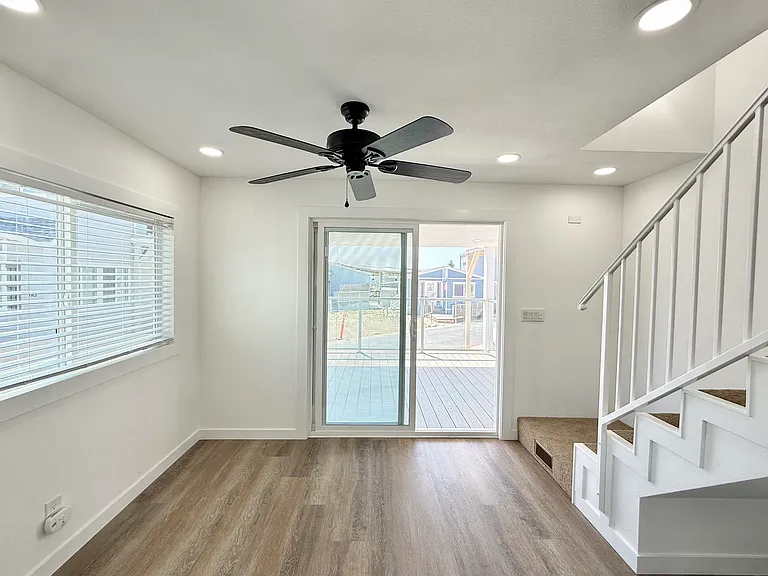 Surf City Beach Cottages — Photo 81