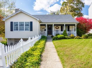 7 S Pickel Ave, Washington, NJ 07882