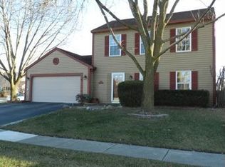 1S731 Sheffield Ln, Warrenville, IL