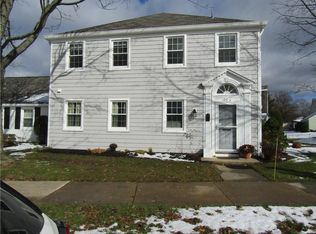 120 N Rossmoor Dr, Monroe Township, NJ 08831