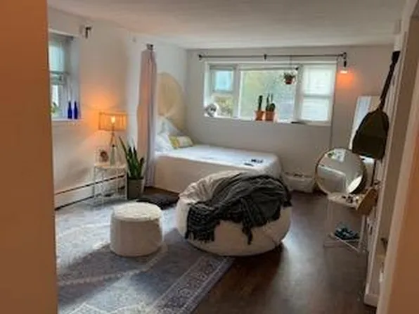 218 Spring St APT A3, Boston, MA 02132