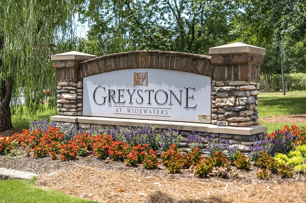 Greystone at Widewaters — Photo 2