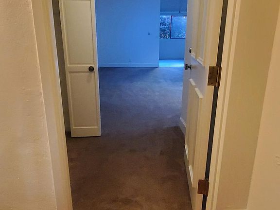 4th image of 2962 Clay St APT 3
