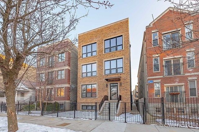 1st image of 2231 W Washington Blvd #2