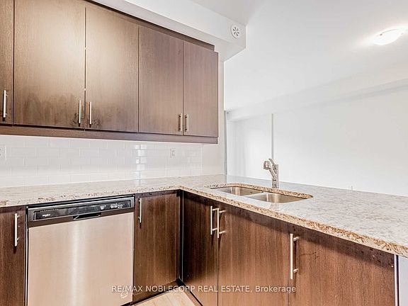5th image of 620 Rexdale Blvd #2