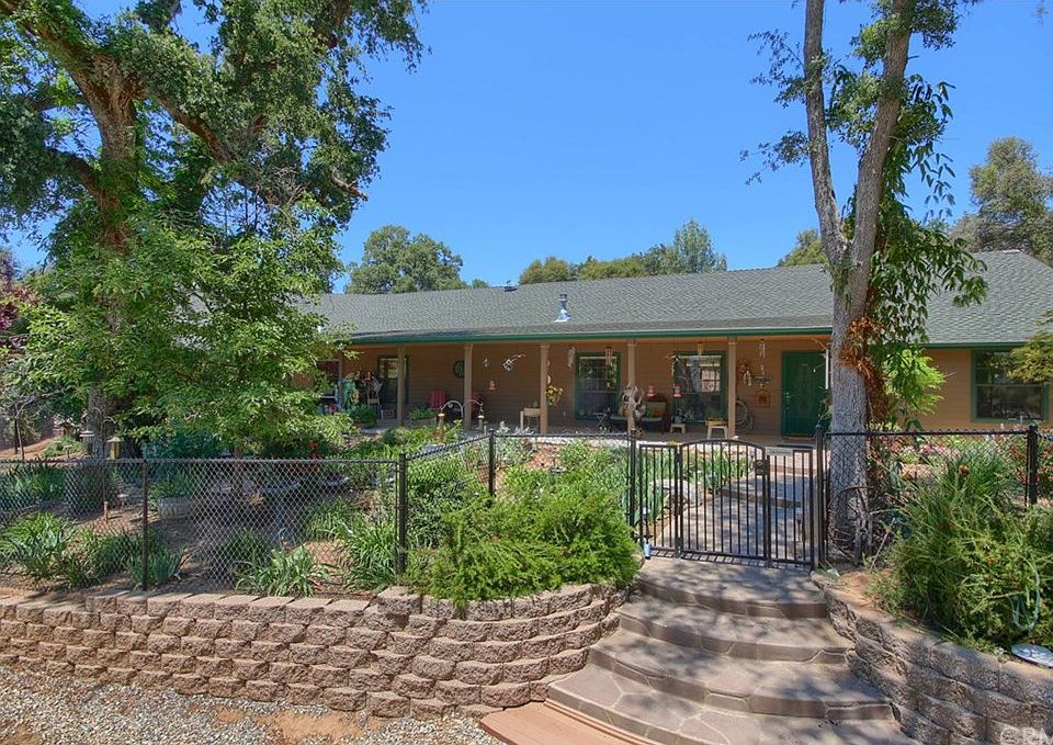 1st image of 50099 Five Oaks Ln